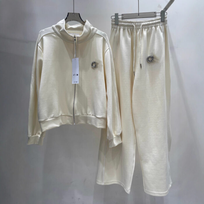 New Fashion Zip Tracksuit For Women - Image 1