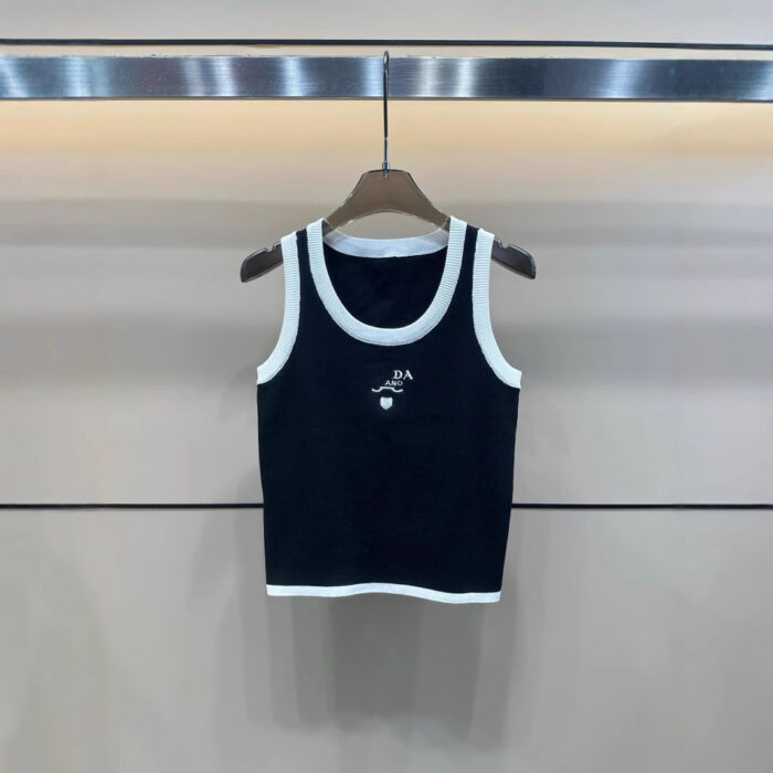 Round Neck Crop Top For Women - Image 3