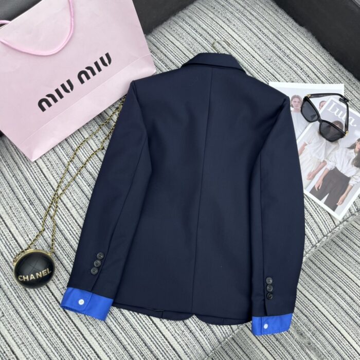 Classic Blazer For Women - Image 3