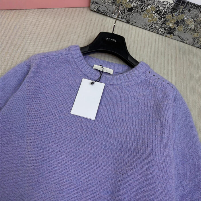 Warm And Soft Sweaters For Women - Image 3