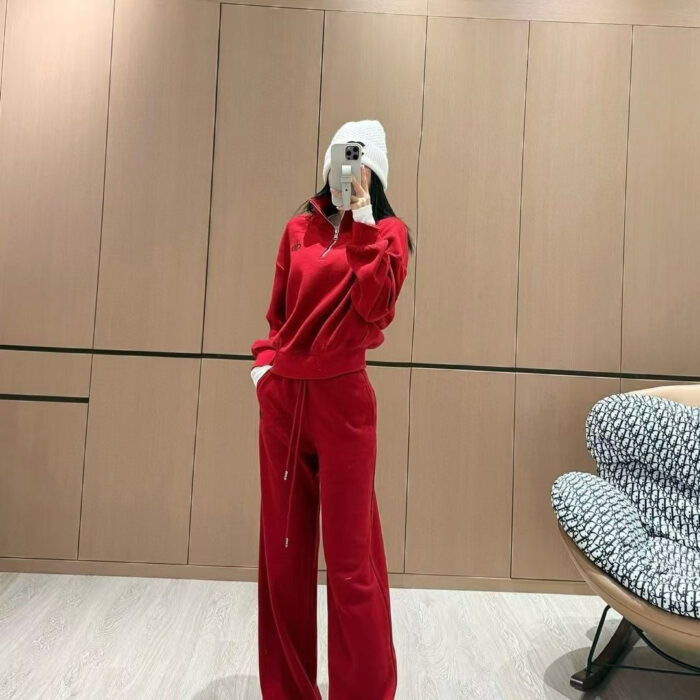 New Casual Tracksuit For Women - Image 3