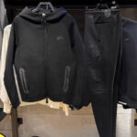 Classic Warm Tracksuits For Men - Image 2