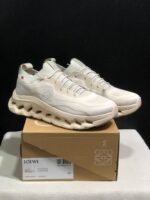 Lightweight Trainers For Men And Women - Image 4