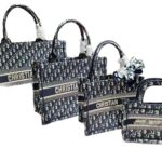 Trendy Shoulder Bags For Women - Image 3