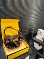 Casual Shoulder Bags For Women - Image 4