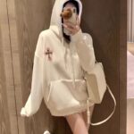 Trendy Oversized Hoodies For Women - Image 4