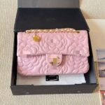 Elegant Chain Shoulder Bags For Women - Image 2