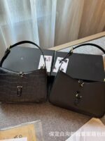 Popular Shoulder Bags For Women - Image 4