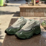 Bicolor Sneakers For Men And Women - Image 3