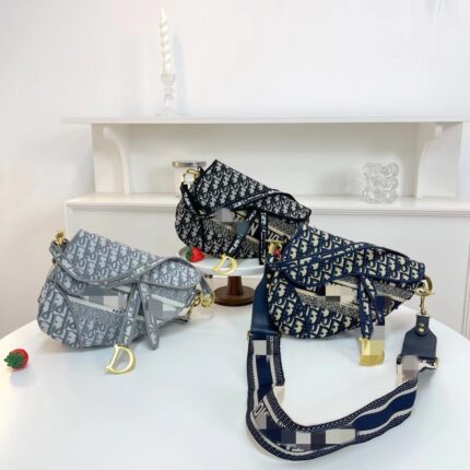 Classic Crossbody Bags For Women