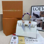 Luxury Square Bags For Women - Image 3